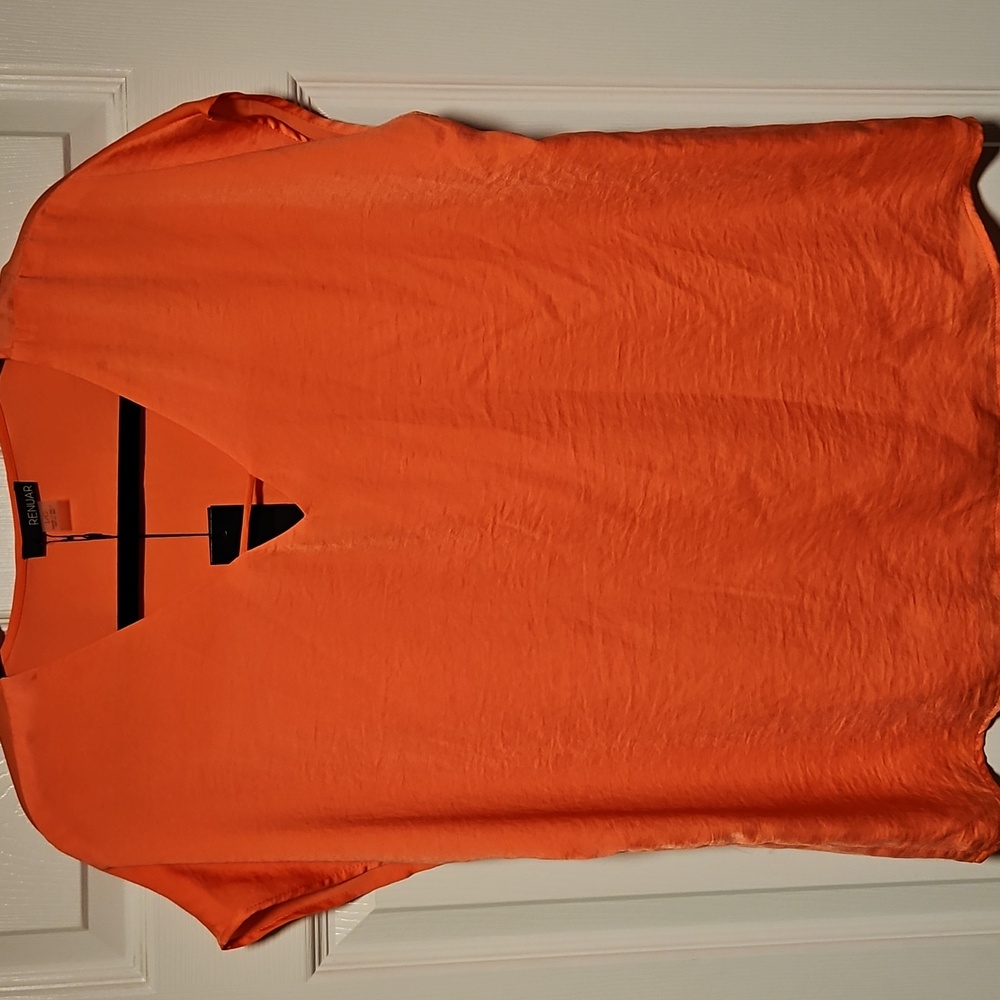 Renuar V Cut Blouse